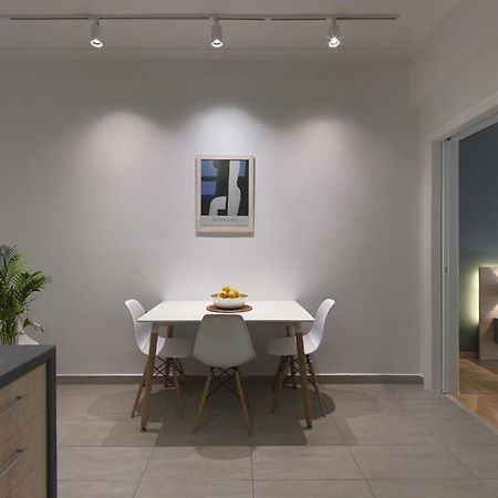 Apartmán Modern Haven Near Archaeological Museum Atény Exteriér fotografie